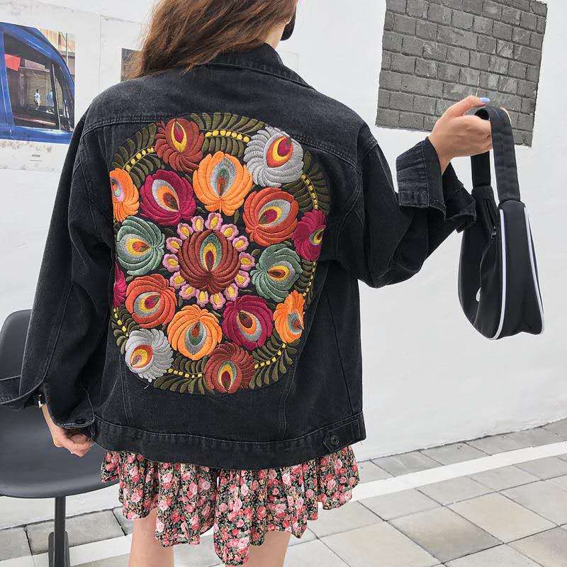 Embroidered vintage denim jacket